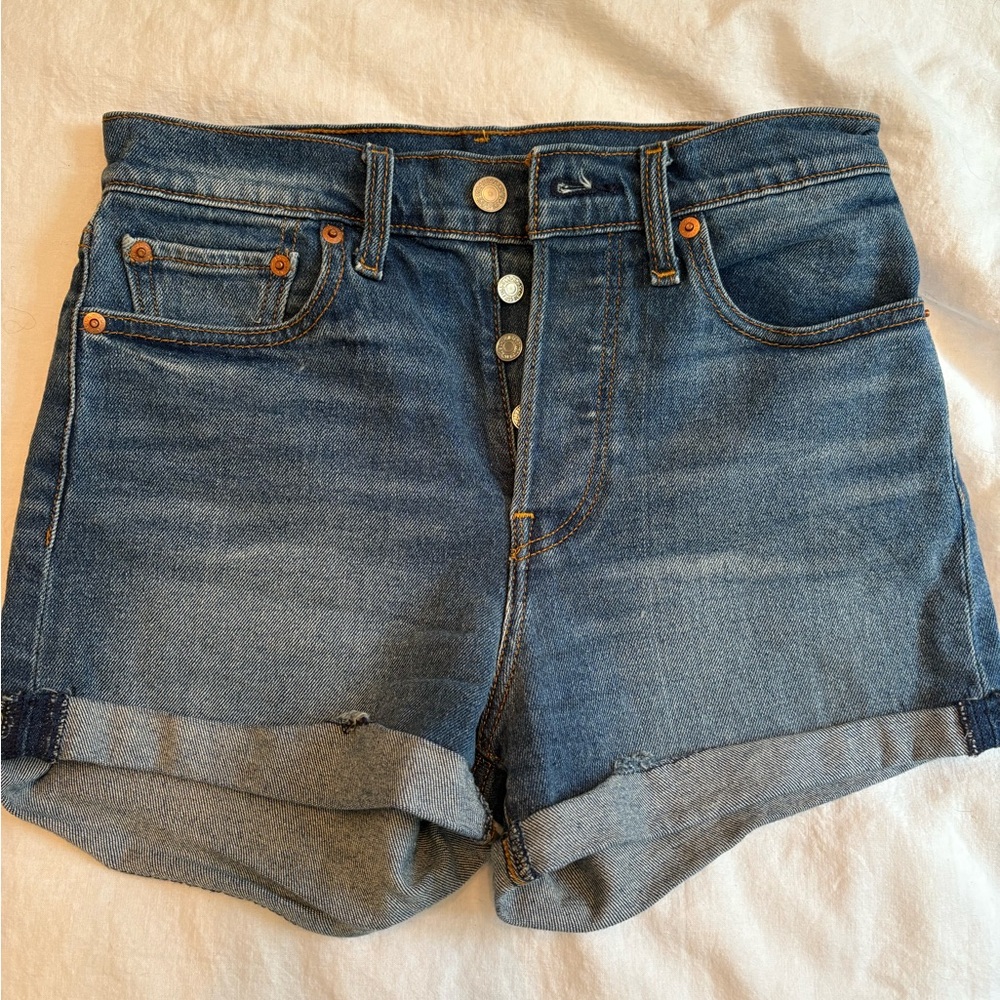 LEVI’s Classic Blue Denim Women's Shorts